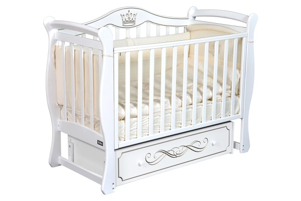 Кроватка с маятником "Charlize"